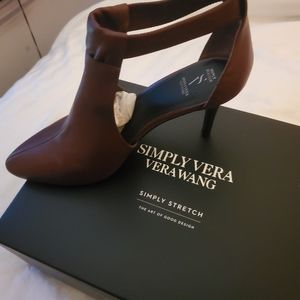 Simply Vera Wang Heels